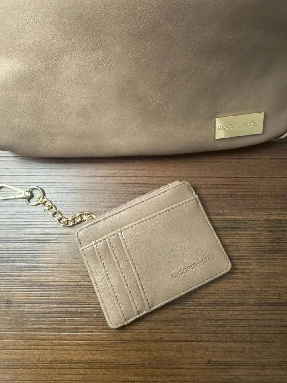 Modern + Chic Alice Crossbody Bag Fawn Vegan Leather w/ Wallet & Key Leash